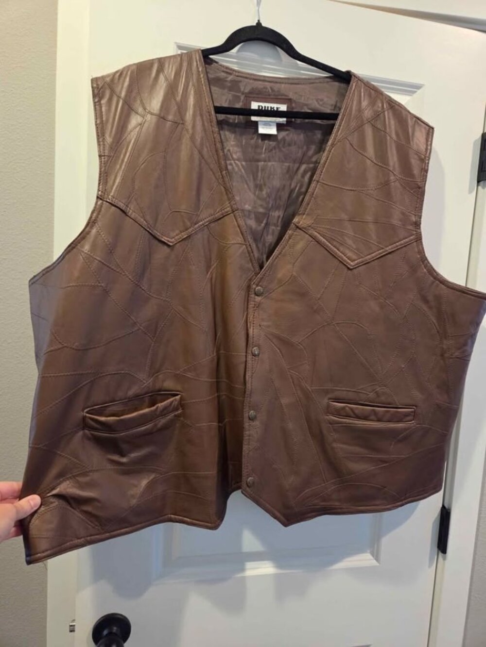 Duke Haband mens leather cowboy cut leather vest size 5X